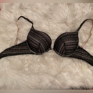 Victoria’s Secret 34d gently used convertible bra